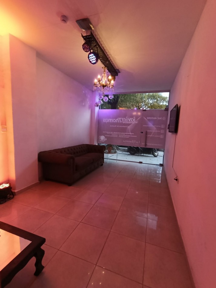LOCAL COMERCIAL