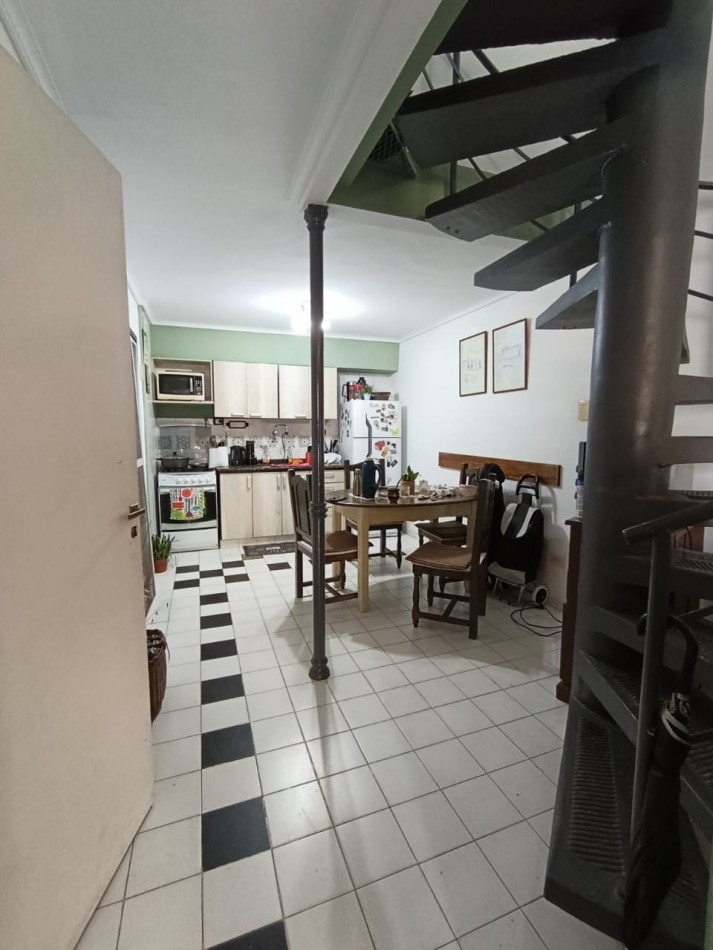 DUPLEX