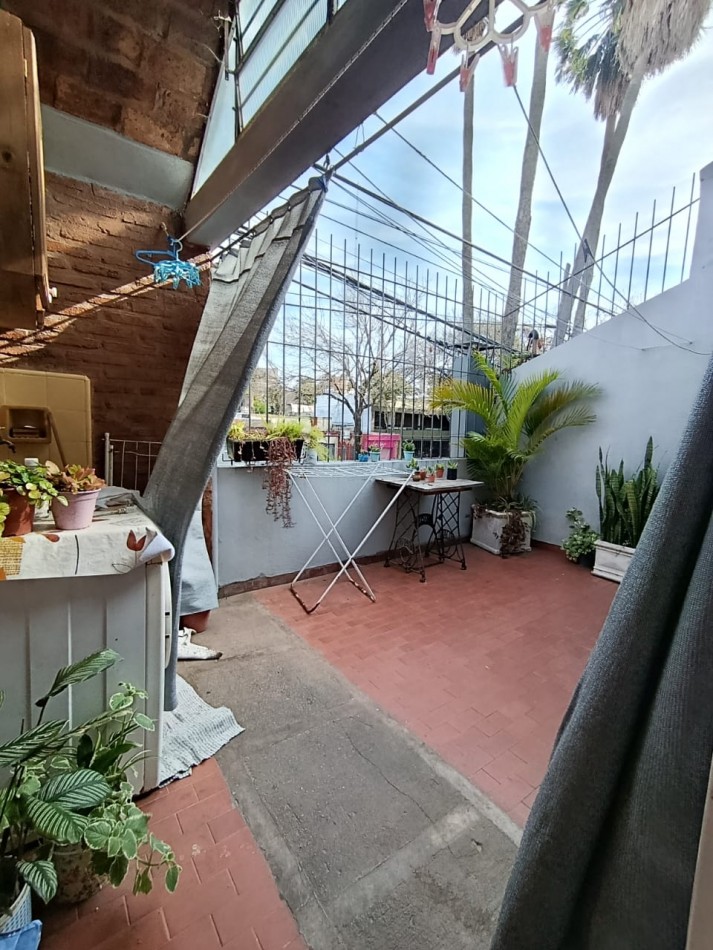 DUPLEX